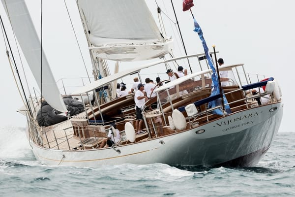 The Pendennis-built Hoek Truly Classic 128’ sailing yacht Vijonara racing with full crew during Superyacht Cup Palma.