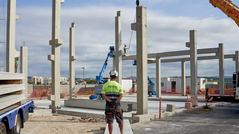 Work underway on development of Pendennis vilanova